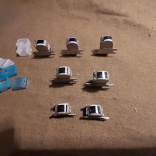 Продам Стеклоферритовые головы для кассетных магнитофонов