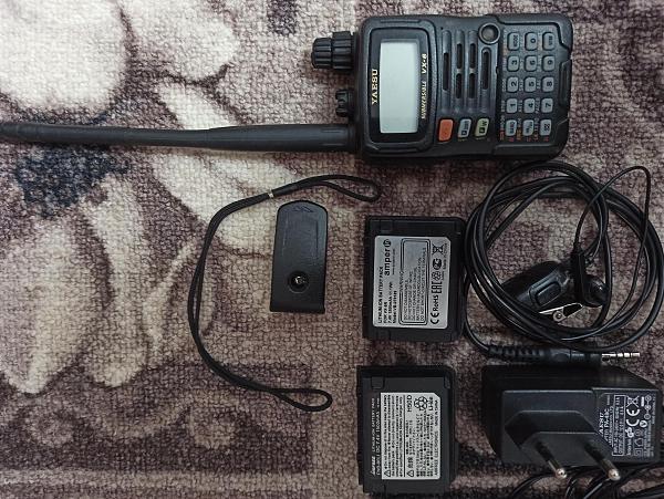 Продам Yaesu vx6r
