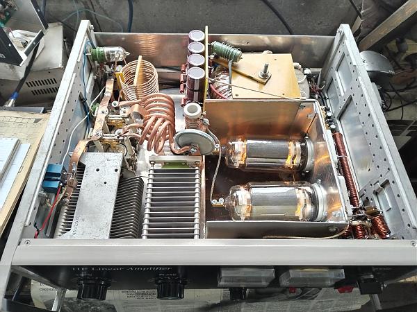 Продам УМ HF на 2-х гк71