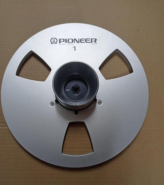 Продам Катушка Pioneer 267 mm для магнитофона