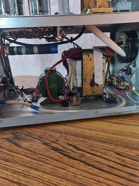 Продам Усилитель