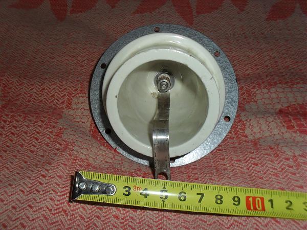 Продам Проходной изолятор передатчика