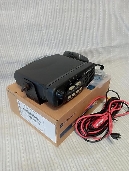 Продам Радиостанция Motorola GM340