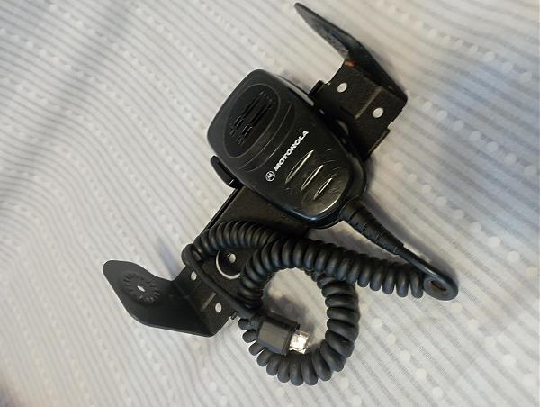 Продам Радиостанция Motorola GM340