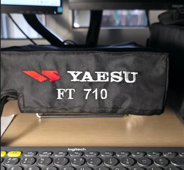 Продам Трансивер Yaesu FT-710 Field (USA версия)(лот 1)