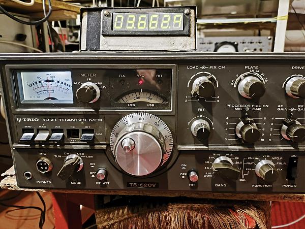 Продам Трансивер Ts-520