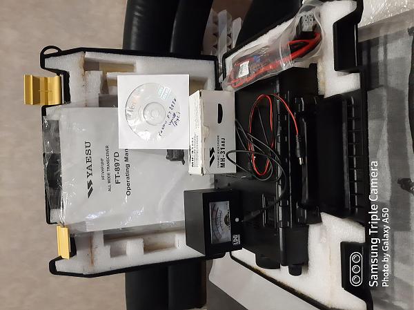 Продам FT-897 с фильтрами и доп аксессуарами