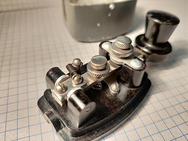 Продам Телеграфный ключ