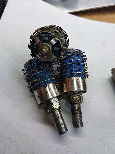 Продам Разъемы и переключатели