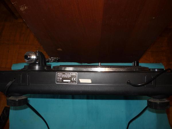 Продам Sony-PS-LX300H"