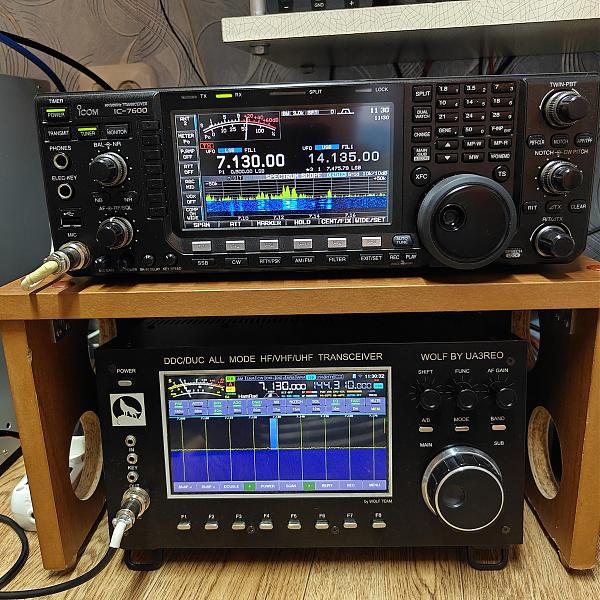 Продам два трансивера ICOM и WOLF