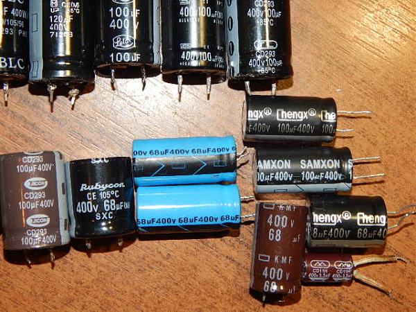 Продам Конденсаторы электролитические, разные на (17 шт)