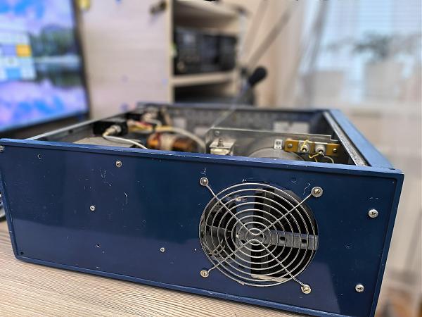 Продам Укв (144 мгц) усилитель на ги-46Б