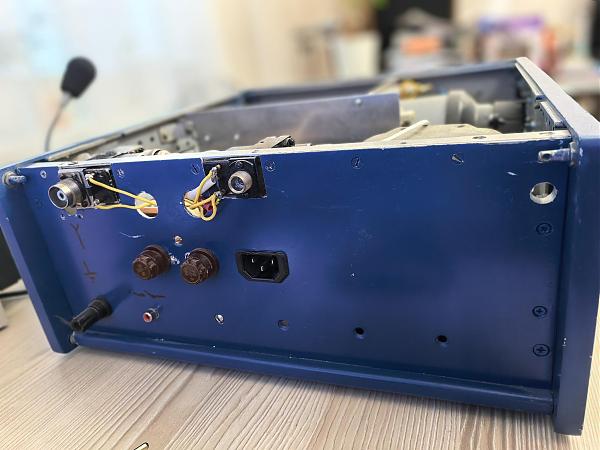 Продам Укв (144 мгц) усилитель на ги-46Б