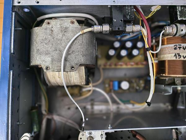 Продам Укв (144 мгц) усилитель на ги-46Б