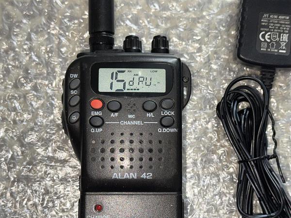 Продам Midland Alan 42