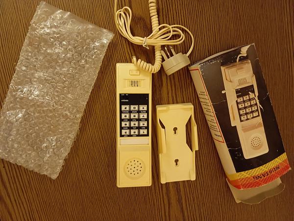 Продам Телефон ретро, настенный, Mustang