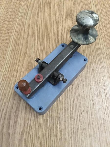 Продам Ключ телеграфный