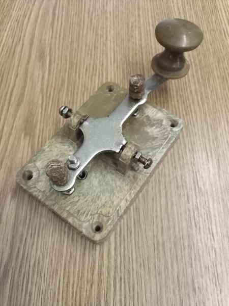 Продам Ключ телеграфный