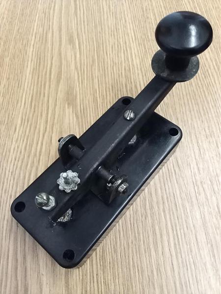 Продам Ключ телеграфный