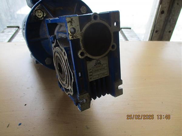 Продам редуктор для антенн