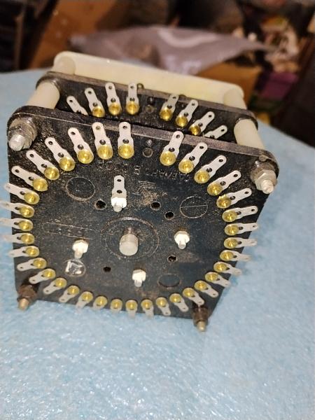 Продам Переключатель ползунковый ПП36