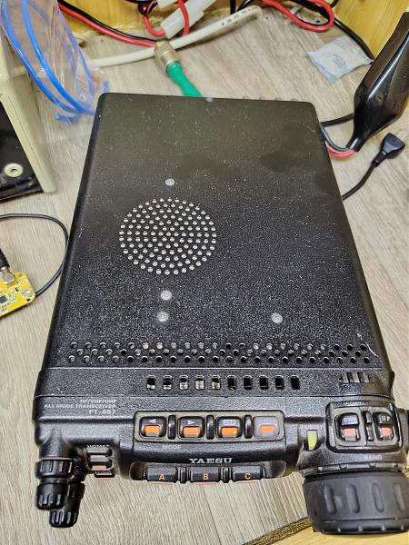 Продам Yaesu FT-857