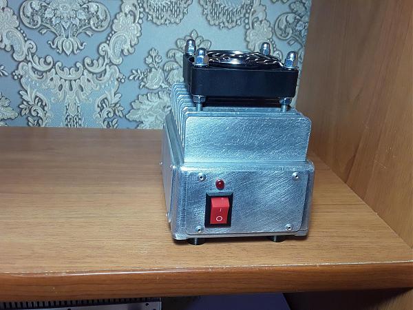 Продам Уcилитeль мощности 45 waтт на SАTСОM и 145 mгц