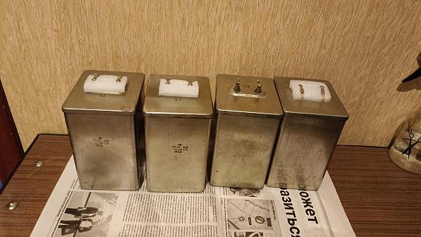 Продам Конденсаторы К75-40б 100 мкф 1600в