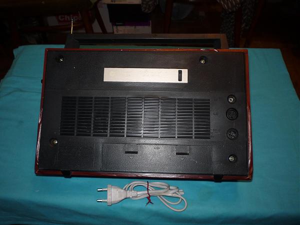 Продам Переносной приемник "Океан-214" рабочий