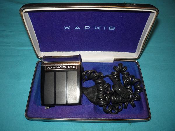 Продам Новая электробритва "Харьков-102" в кейсе