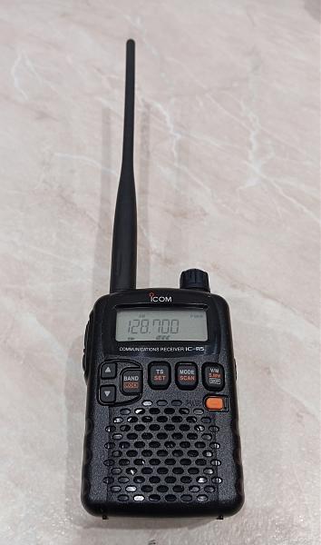 Продам Сканирующий приёмник Icom R5