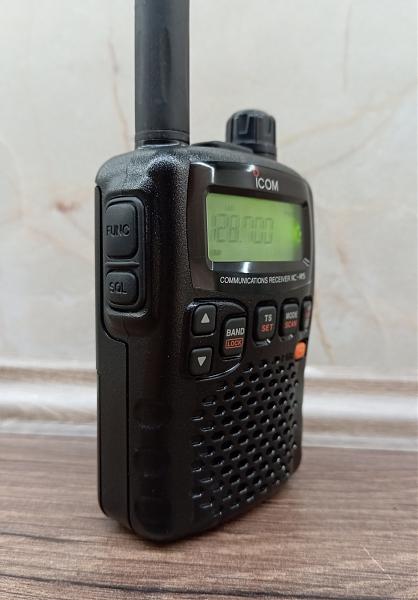 Продам Сканирующий приёмник Icom R5