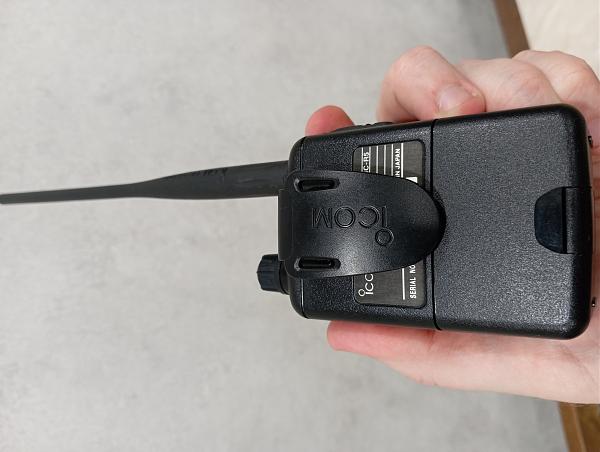 Продам Сканирующий приёмник Icom R5