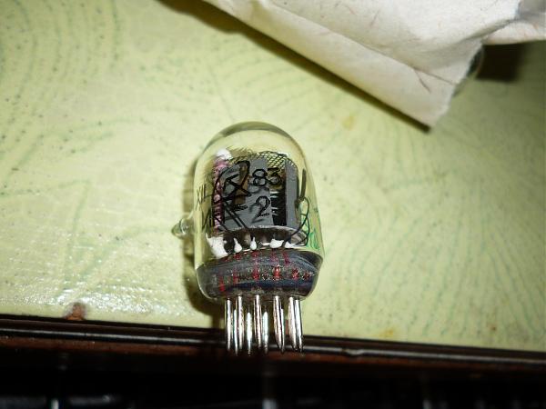 Продам Индикаторы газоразрядные и люминисцентные