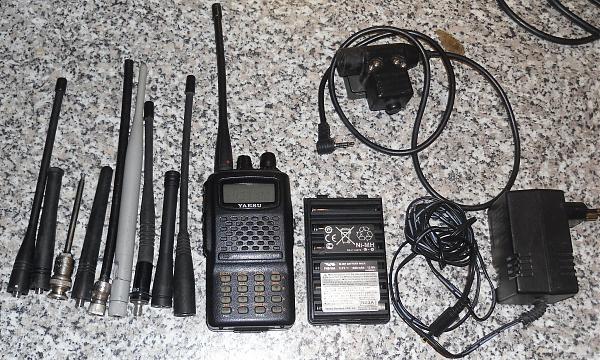 Продам Yaеsu FT-60R