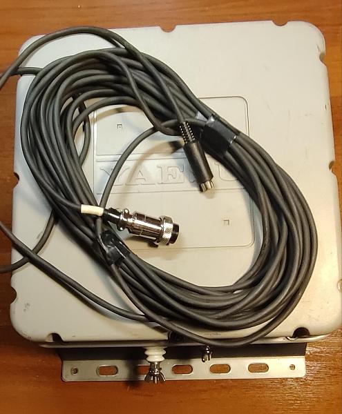 Продам Антенный тюнер Yaesu FC-800