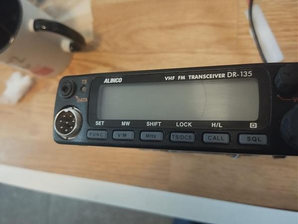 Продам Alinco DR 135T