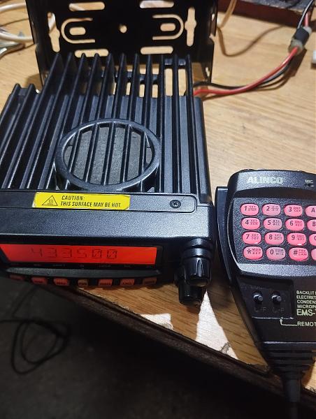 Продам Alinco DR 438