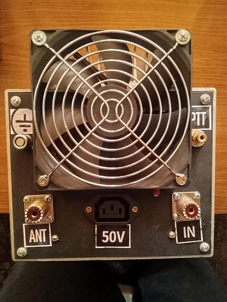 Продам Усилитель мощности 600 ватт