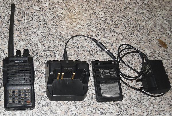 Продам Yaesu FT-250R