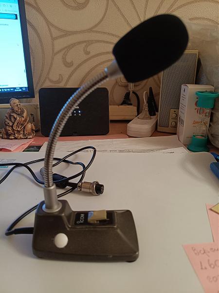 Продам микрофон ICOM SM-6