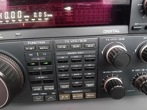 Продам Трансивер KENWOOD TS 950SDX
