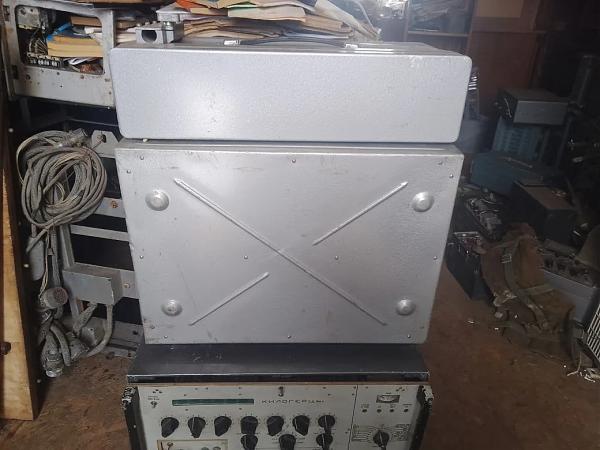 Продам радиоприемник ПРКР-1 ДНЕПР