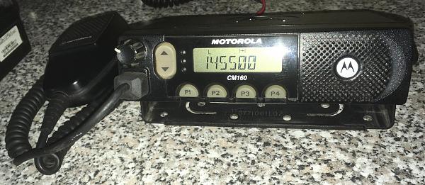 Продам Mоtоrola CM160 VHF 50вт