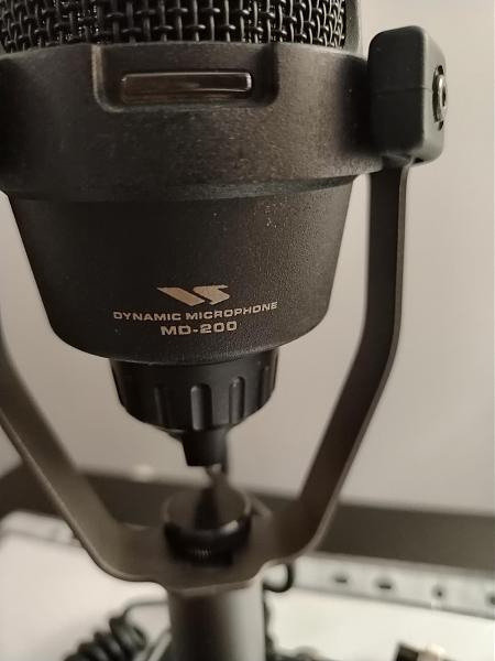 Продам МD 200 a8x, динамический микрофон. YAESU