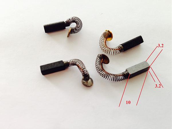 Продам Щетки графитовые 8х20х32,8х16х32,4х5х10,3.2х3.2х10