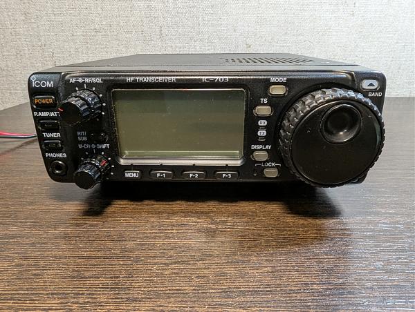 Продам Icom IC-703 с фильтрами