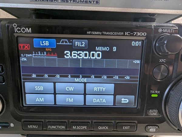 Продам Icom IC-7300, хорошее состояние, в штатной коробке