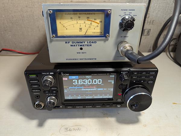 Продам Icom IC-7300, хорошее состояние, в штатной коробке